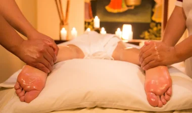 Four Hands Massage